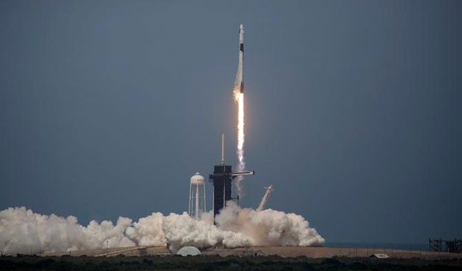 NASA dan SpaceX Luncurkan Dragon Kargo Versi Baru Ke ISS /ist