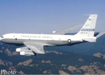 Foto dokumentasi menunjukkan pesawat OC-135 Amerika Serikat untuk penerbangan Langit Terbuka.