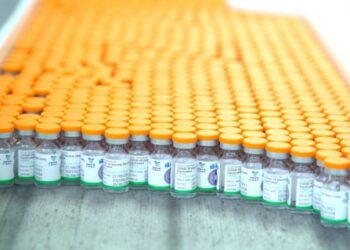 Foto yang diabadikan pada 1 Juni 2021 ini menunjukkan sejumlah botol vaksin Sinopharm di Beijing, ibu kota China. (Xinhua)