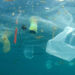 Ilustrasi sampah plastik di laut. /ist