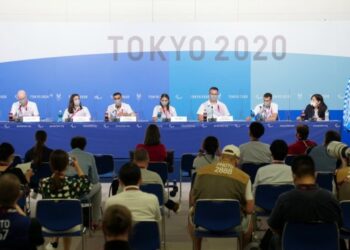 Anggota Tim Paralimpiade Pengungsi menghadiri konferensi pers di Pusat Media Utama (Main Press Center/MPC) Tokyo 2020 di Tokyo pada 23 Agustus 2021. (Xinhua/Cai Yang)