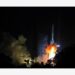 Roket pengangkut Long March-3B yang mengangkut satelit Zhongxing-9B meluncur dari Pusat Peluncuran Satelit Xichang di Provinsi Sichuan, China barat daya, pada 9 September 2021. (Xinhua/Bai Xiaofei)