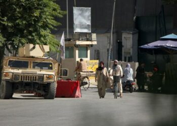 Foto yang diabadikan pada 8 September 2021 ini menunjukkan suasana sebuah jalan di Kabul, ibu kota Afghanistan. (Xinhua/Saifurahman Safi)