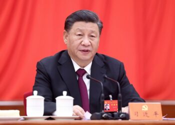 Xi Jinping, Sekretaris Jenderal Komite Sentral Partai Komunis China (Communist Party of China/CPC), menyampaikan pidato penting pada sidang pleno keenam Komite Sentral CPC ke-19 di Beijing, ibu kota China. (Xinhua/Ju Peng)
