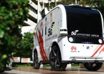 Kendaraan pengiriman swakemudi yang dilengkapi teknologi 5G Huawei diluncurkan di Bangkok di Rumah Sakit Siriraj pada 25 Juni 2021. (Xinhua/Huawei)