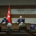 ISTANBUL, Presiden Turki Recep Tayyip Erdogan (kedua dari kanan, belakang) berbicara dalam sebuah konferensi pers di Istanbul, Turki, pada 6 Desember 2021. Erdogan mengatakan pada Senin (6/12) bahwa Turki bermaksud untuk meningkatkan hubungannya dan mendorong kerja sama dengan negara-negara Teluk. (Xinhua)