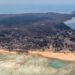 WELLINGTON, Foto dari udara yang diabadikan oleh pesawat Orion milik Angkatan Udara Selandia Baru pada 17 Januari 2022 ini memperlihatkan pemandangan pulau utama di Tonga pascaerupsi gunung berapi. (Xinhua/Kementerian Pertahanan Selandia Baru)