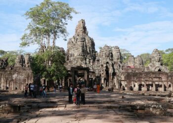 Foto yang diabadikan pada 18 Januari 2022 ini menunjukkan candi Bayon di Provinsi Siem Reap, Kamboja. (Xinhua/Otoritas Nasional APSARA)