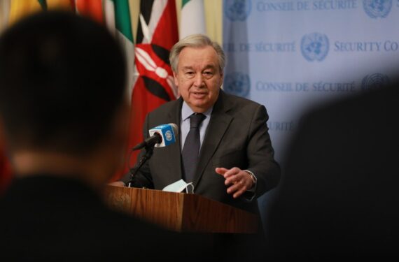 Sekretaris Jenderal Perserikatan Bangsa-Bangsa (PBB) Antonio Guterres berbicara kepada para wartawan di markas besar PBB di New York City pada 13 Januari 2022. (Xinhua/Xie E)