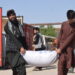 JAWZJAN, Sejumlah orang menurunkan muatan pangan dari sebuah peti kemas di Jawzjan, Afghanistan, pada 16 Mei 2022. Dalam beberapa hari terakhir, lebih dari 7.000 keluarga di dua provinsi di Afghanistan telah menerima bantuan pangan, kata pihak berwenang pada Senin (16/5). (Xinhua/Hashmat)