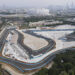 JAKARTA, Foto dari udara yang diabadikan pada 17 Mei 2022 ini menunjukkan para pekerja sedang bekerja di lokasi konstruksi Jakarta International E-Prix Circuit (JIEC) di Jakarta. Jakarta E-Prix akan digelar pada 4 Juni 2022. (Xinhua/Citra Rafina)