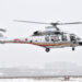 Foto yang diabadikan pada 20 Desember 2016 ini menunjukkan helikopter sipil AC352 dalam penerbangan perdananya di Harbin, Provinsi Heilongjiang, China timur laut. (Xinhua/Li He)