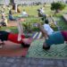 LAHORE, Sejumlah peserta ambil bagian dalam pergelaran yoga di Lahore, Pakistan, pada 20 Juni 2022. Hari Yoga Internasional diperingati setiap tanggal 21 Juni. (Xinhua/Sajjad)