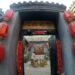 SHIJIAZHUANG, Seorang staf menyiapkan meja di penginapan di sebuah kota kuno yang berlokasi di Tianchang di wilayah Jingxing, Provinsi Hebei, China utara, pada 21 Juni 2022. Situs-situs bersejarah telah direnovasi dan infrastruktur telah diperbaiki di kota kuno tersebut demi melestarikan warisan budaya dengan lebih baik dan menarik lebih banyak wisatawan. (Xinhua/Luo Xuefeng)
