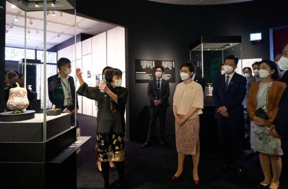 HONG KONG, Para tamu mengunjungi Museum Istana Hong Kong di Hong Kong, China selatan, pada 22 Juni 2022. Museum Istana Hong Kong, yang terletak di Distrik Budaya Kowloon Barat, Daerah Administratif Khusus (Special Administrative Region/SAR) Hong Kong, menggelar upacara pembukaannya pada Rabu (22/6). (Xinhua)