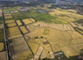 HEFEI, Foto dari udara yang diabadikan pada 29 September 2022 ini memperlihatkan areal persawahan di Kota Gucheng, Hefei, Provinsi Anhui, China timur. (Xinhua/Zhou Mu)
