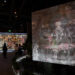 BEIJING, Para wisatawan mengunjungi Pusat Seni Mural Kuil Fahai (Fahai Temple Mural Art Center) di Beijing, ibu kota China, pada 31 Januari 2023. Pusat seni tersebut menampilkan berbagai lukisan mural asli melalui layar 4K HD dan layar kubah (dome screen). (Xinhua/Zhang Chenlin)
