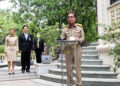 BANGKOK, Perdana Menteri Thailand Prayut Chan-o-cha (depan) menyampaikan pidato di hadapan para awak media di Gedung Pemerintahan di Bangkok, Thailand, pada 20 Maret 2023. Thailand pada Senin (20/3) mengumumkan bahwa Dewan Perwakilan Rakyat (DPR) telah dibubarkan, membuka jalan bagi pemilihan umum yang akan digelar dalam waktu dua bulan, menurut sebuah dekret kerajaan. (Xinhua/Rachen Sageamsak)